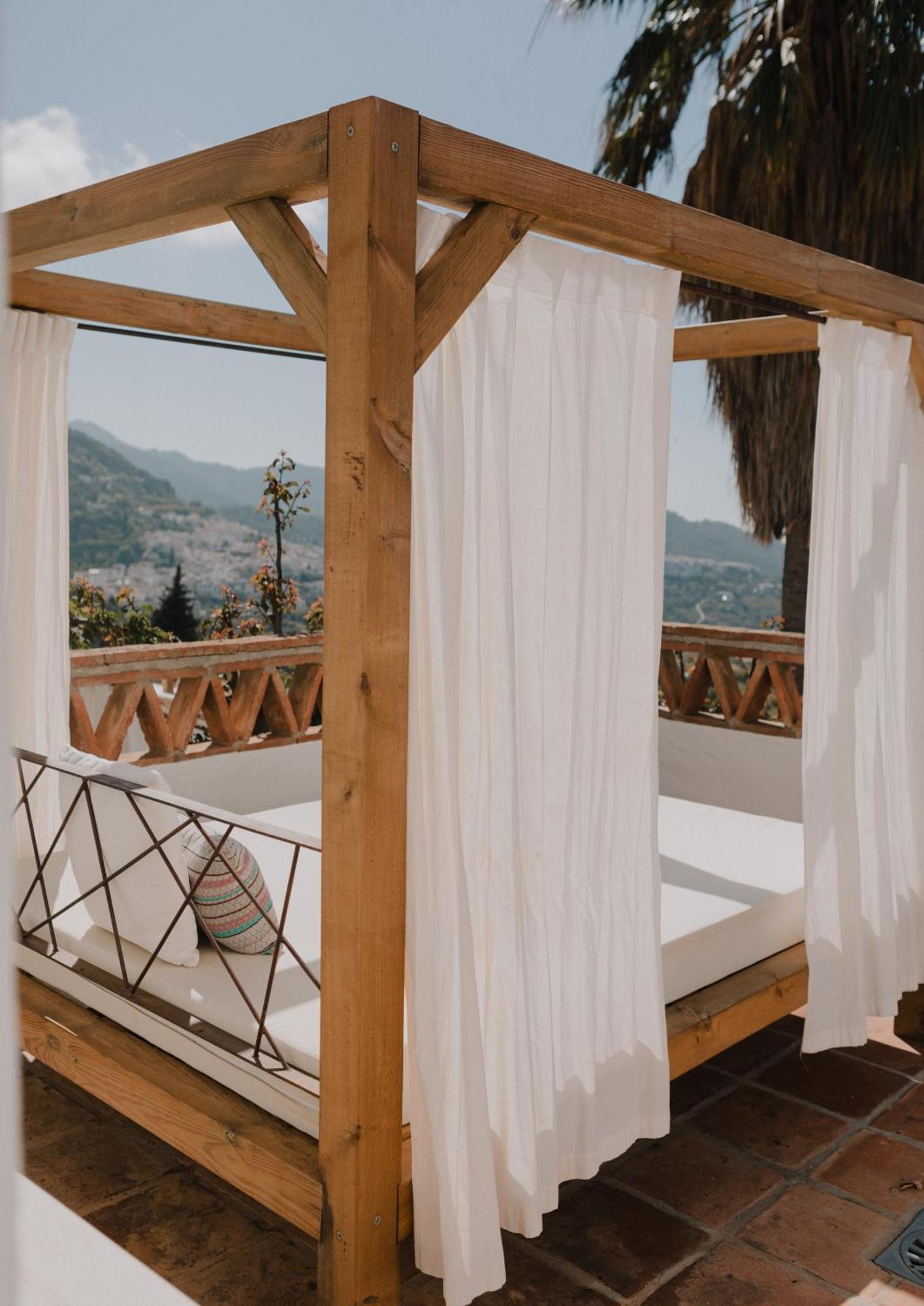 Posada Morisca Charming Hotel Boutique Фрихилиана Экстерьер фото